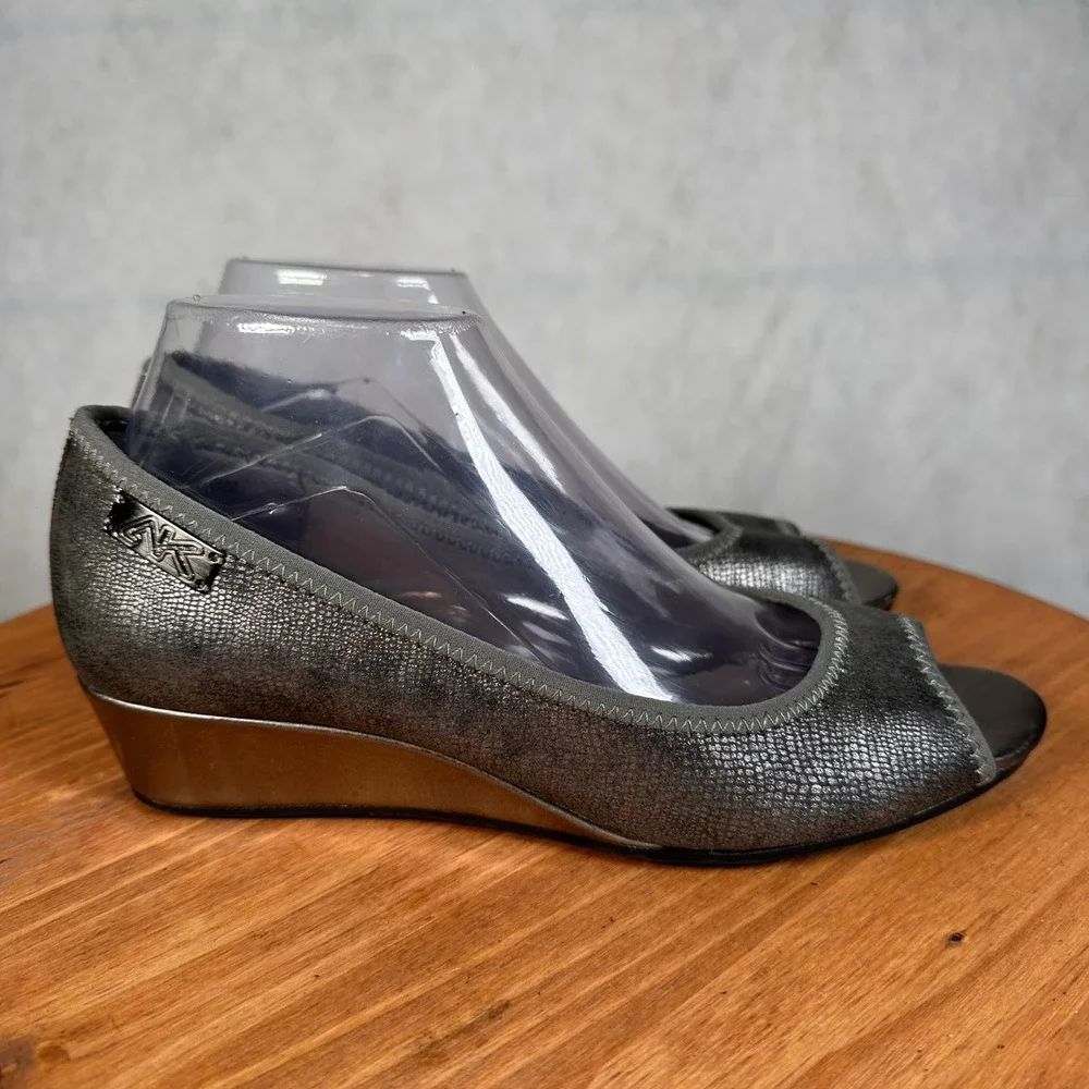 Anne Klein Sport Wedge Heels Womens 8M Pewter Good Snakeskin Peep Toe Shoes